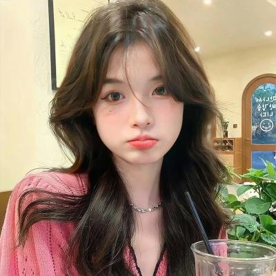 村主任和他的女友
